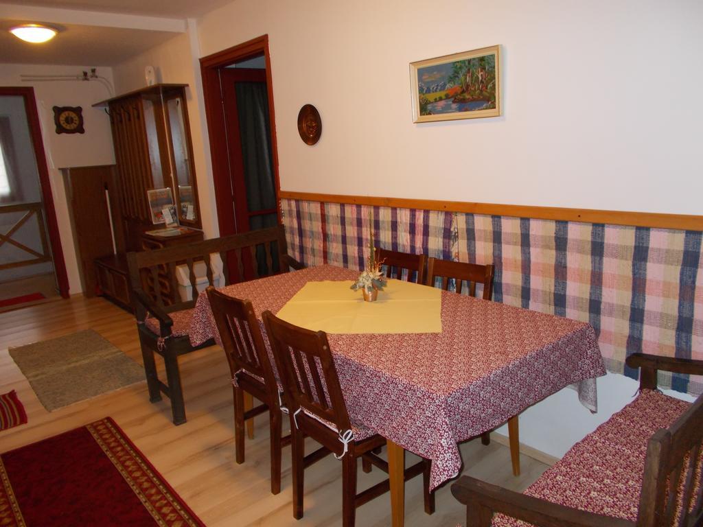Nimród Pihenőház Egerszalók Camera foto