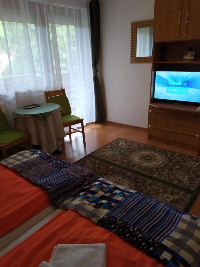Nimród Pihenőház Egerszalók Esterno foto